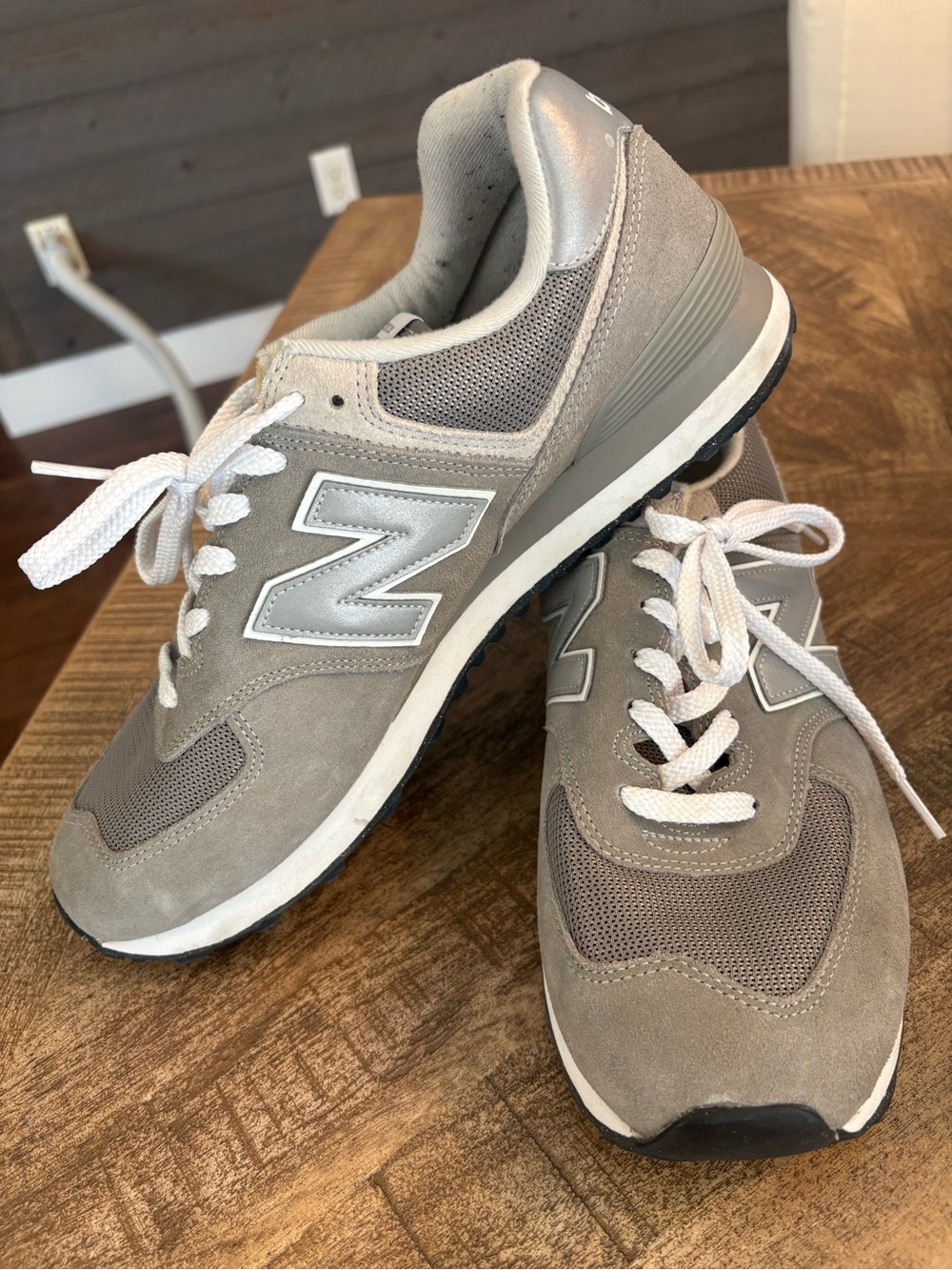 New Balance Men's classic 574 core